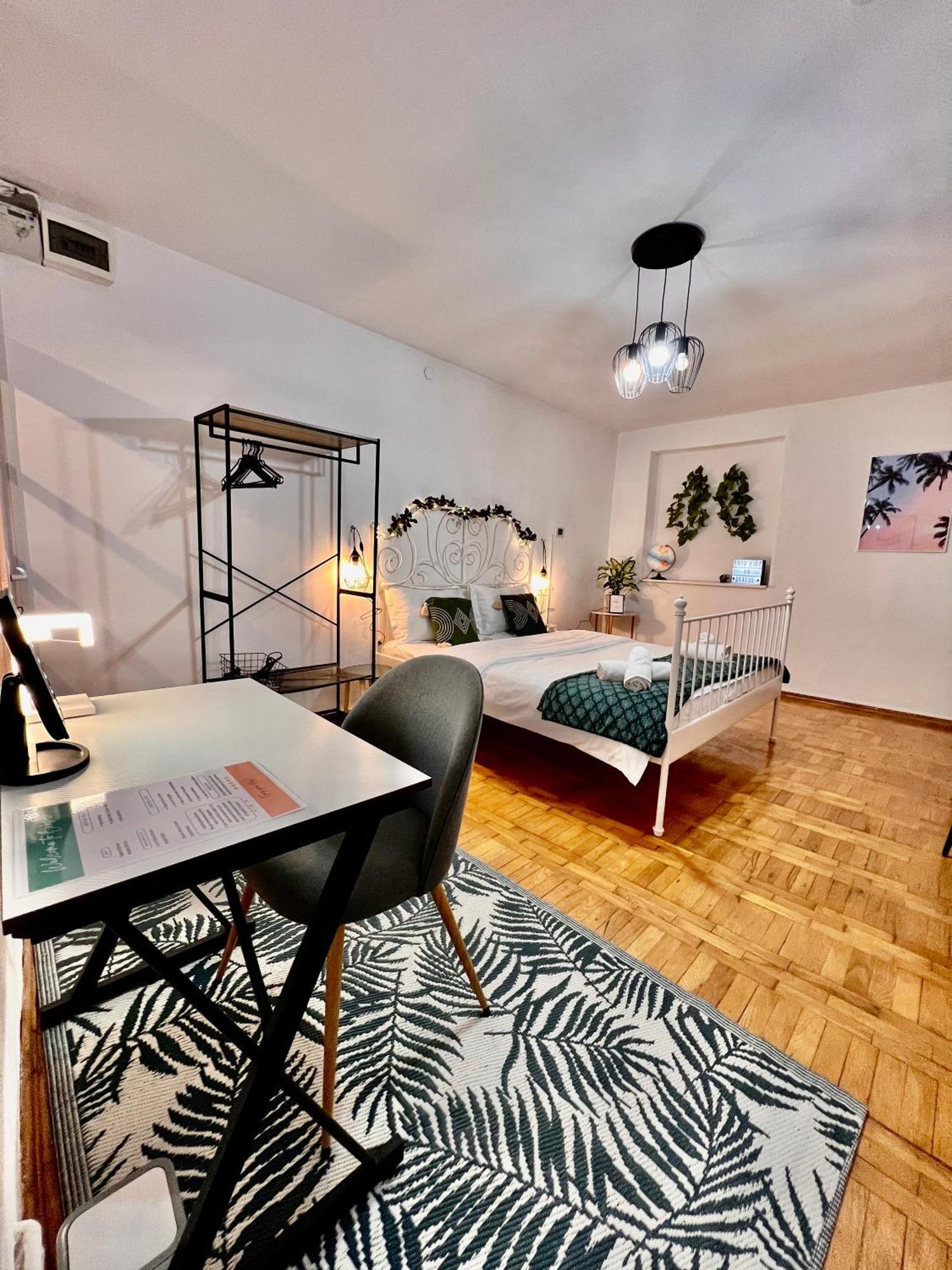 Old Town City Center Apartments 布拉索夫 外观 照片